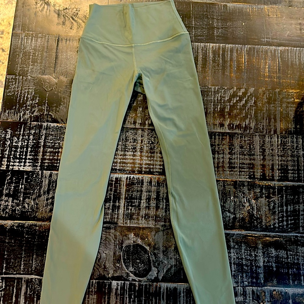 Lululemon Leggings Size 4 Grey Eucalyptus (Green)